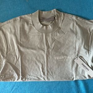 Essentials Fear of God t-shirt Sycamore (greenish color)